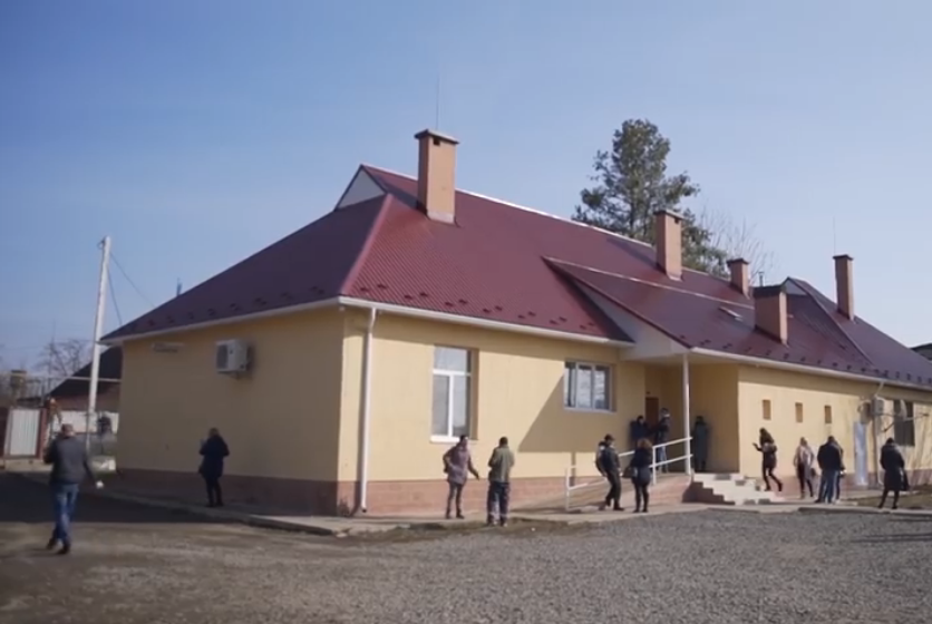 На Мукачівщині розгорівся паспортний скандал У селищі Кольчино, що на Мукачівщині, розгорівся паспортний скандал
