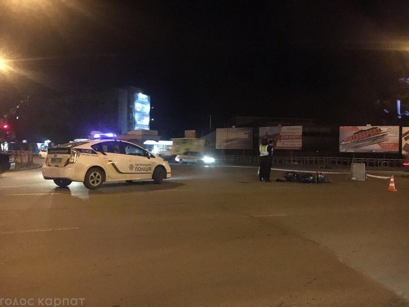 Поїхав на червоне світло: у поліції розповіли про вечірню ДТП Поїхав на червоне світло: у поліції розповіли про вечірню ДТП, яка трапилася в Ужгороді