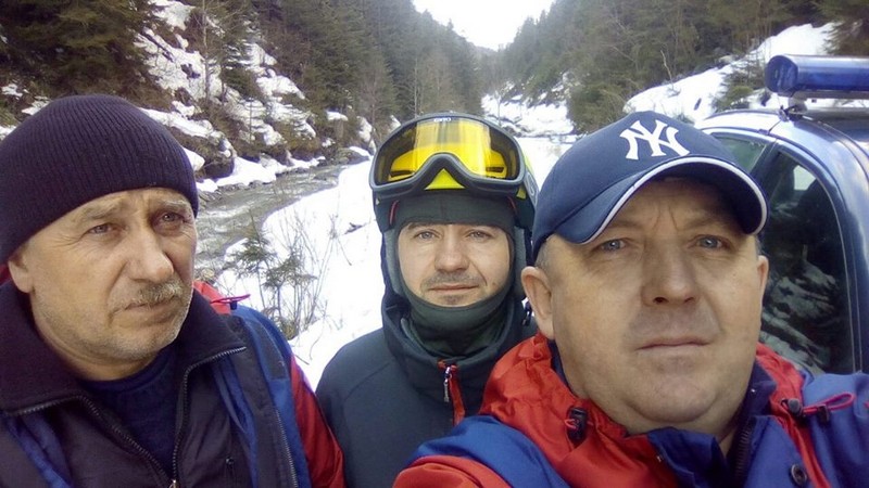 Рятувальники знайшли чоловіка, який заблукав у горах Рятувальники знайшли чоловіка із Києва, який заблукав у горах 9 березня