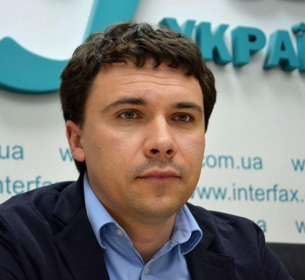 Заступник міністра потрапив у аварію на Закарпатті Заступник міністра інфраструктури Віктор Довгань потрапив у аварію на Закарпатті