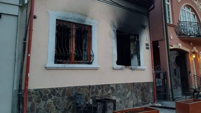 Підозрюваного в організації вибуху в приміщенні товариства угорської культури в Ужгороді ще 60 днів триматимуть під вартою Підозрюваного в організації вибуху в приміщенні товариства угорської культури в Ужгороді ще 60 днів триматимуть під вартою