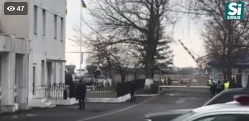 Літак президента приземлився в Ужгороді Петро Порошенко вже у Закарпатті