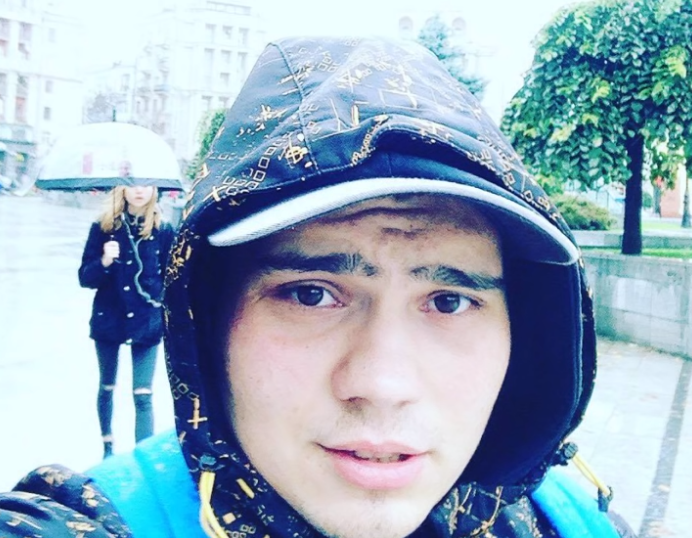 Оприлюднено фото ймовірного вбивці 20-річного хлопця на АЗС Оприлюднено фото ймовірного вбивці 20-річного хлопця на АЗС у Мукачеві