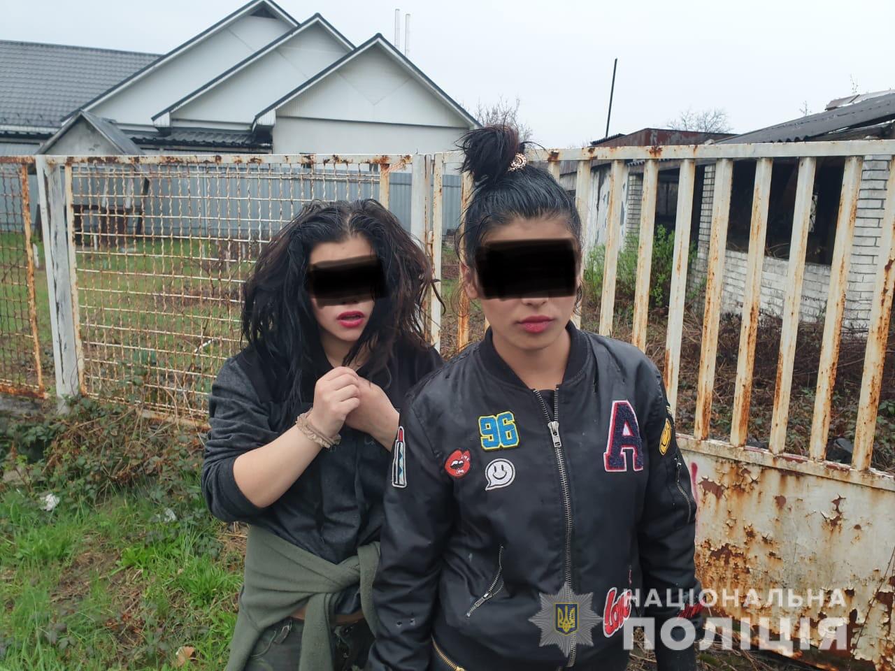 Погрожуючи ножем, відібрали гроші: на Ужгородщині група осіб скоїла розбійний напад У селі Минай, що на Ужгородщині, група осіб скоїла розбійний напад