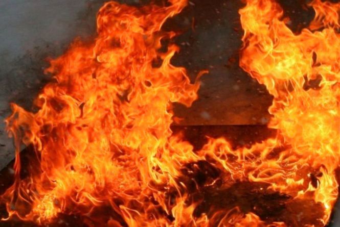 У туристичному селі цієї ночі загинув чоловік У туристичному селі Синевир цієї ночі під час пожежі загинув чоловік