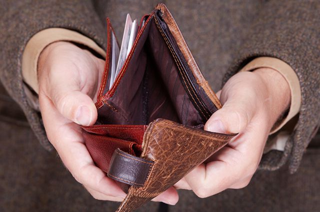 У Мукачеві жінка, прикинувшись продавцем, обікрала 96-річну пенсіонерку У Мукачеві жінка, прикинувшись продавцем, обікрала 96-річну пенсіонерку