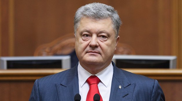 Українці в соцмережах розповідають про дзвінки від Петра Порошенка Українці в соцмережах розповідають про дзвінки від Петра Порошенка, які отримали 18 квітня