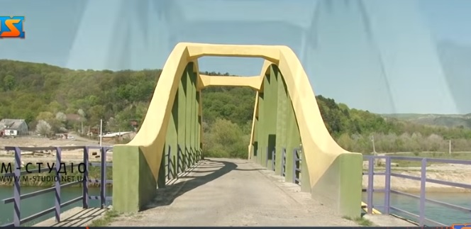 На Ужгородщині відновили міст закоханих В селі Невицьке Ужгородського району відновили міст закоханих