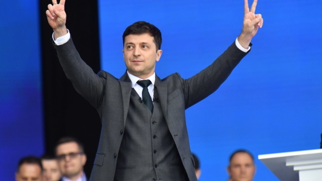 Зеленський прийшов голосувати: пряма трансляція Голосування Володимира Зеленського