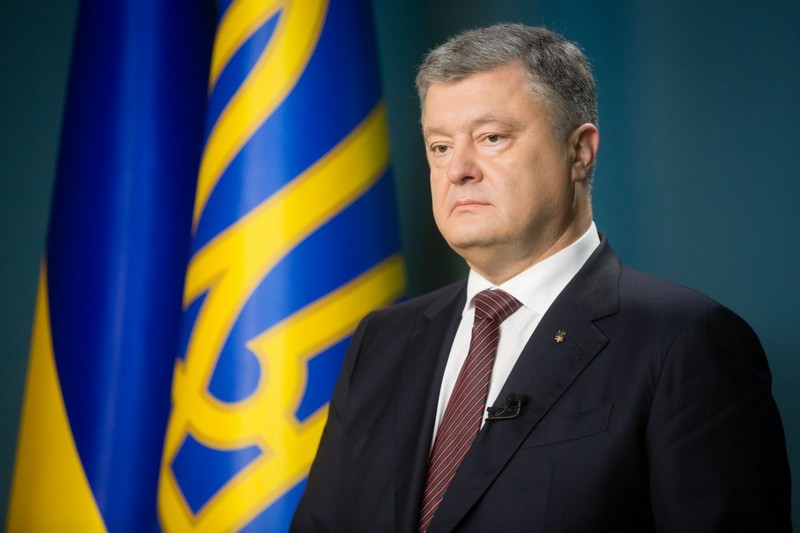 На Петра Порошенка подали до суду На президента Петра Порошенка подали до суду