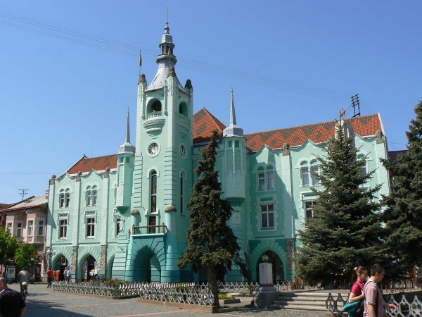 У Мукачеві створять нове некомерційне підприємство У Мукачеві створять нове некомерційне підприємство Агенцію розвитку