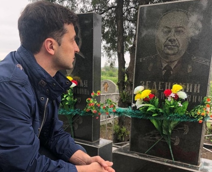 "Ніхто не має права приватизувати перемогу", – Володимир Зеленський "Ніхто не має права приватизувати перемогу", – Володимир Зеленський