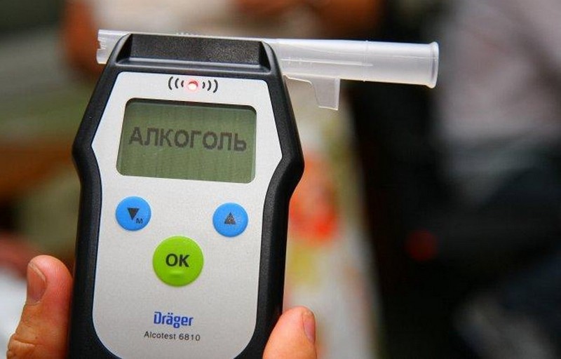 Закарпатці продовжують їздити напідпитку Закарпатці продовжують їздити напідпитку. За добу поліція зупинила 6 п’яних водіїв