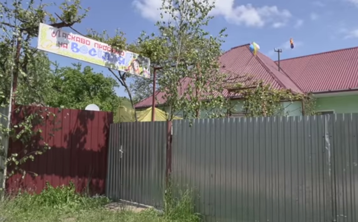 У селі Косино на Мукачівщині чоловік після весілля доньки підпалив себе