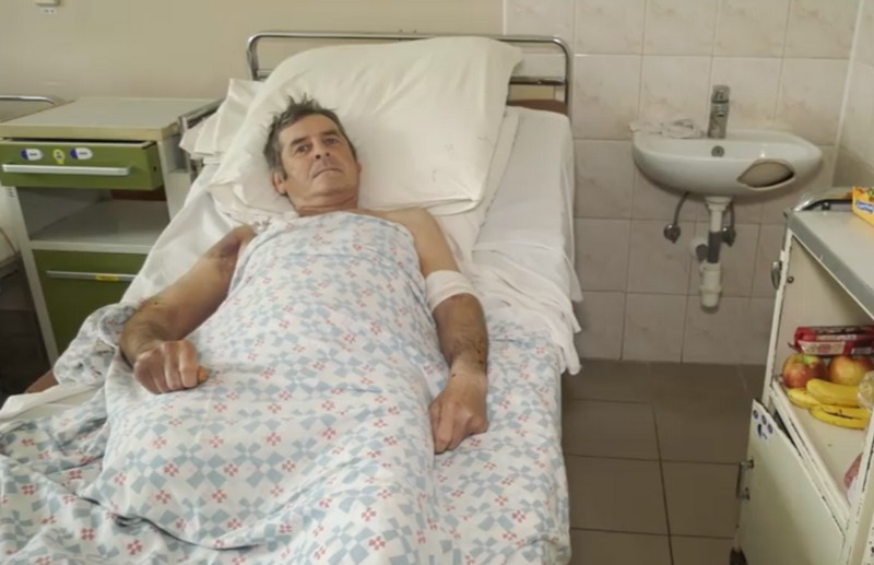 Мукачівець, якому пес пошматував ногу, розповів, що сталося того дня Мукачівець, якому домашній пес пошматував ногу, розповів, що сталося того дня