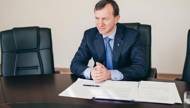 Мера Ужгорода "сватають" у партію Кернеса, яку той створює разом із Трухановим Кернес і Труханов створюють партію мерів на базі "Відродження"