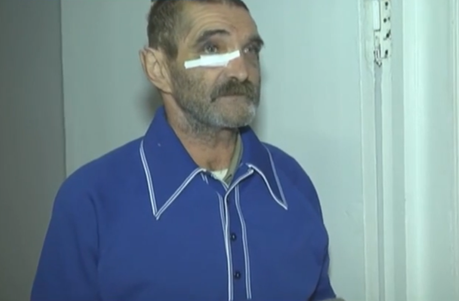 Закарпатця знайшли зв’язаним у чужому будинку. Суд обрав покарання його кривднику Закарпатця знайшли зв’язаним у чужому будинку на території Кременецького району. Суд обрав покарання його кривднику