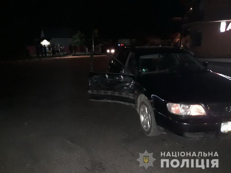 Два 20-річні хлопці потрапили в аварію 8 червня у Виноградові два 20-річні хлопці потрапили в аварію