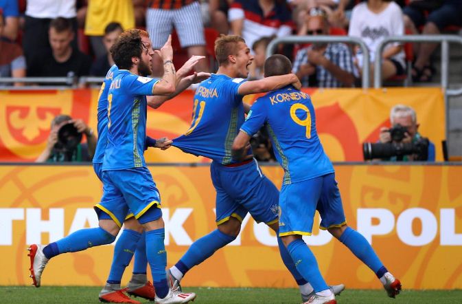 Історична перемога: футболіст із Закарпаття став чемпіоном світу з футболу серед команд U-20 Історична перемога: футболіст із Закарпаття Сергій Булеца став чемпіоном світу з футболу серед команд U-20