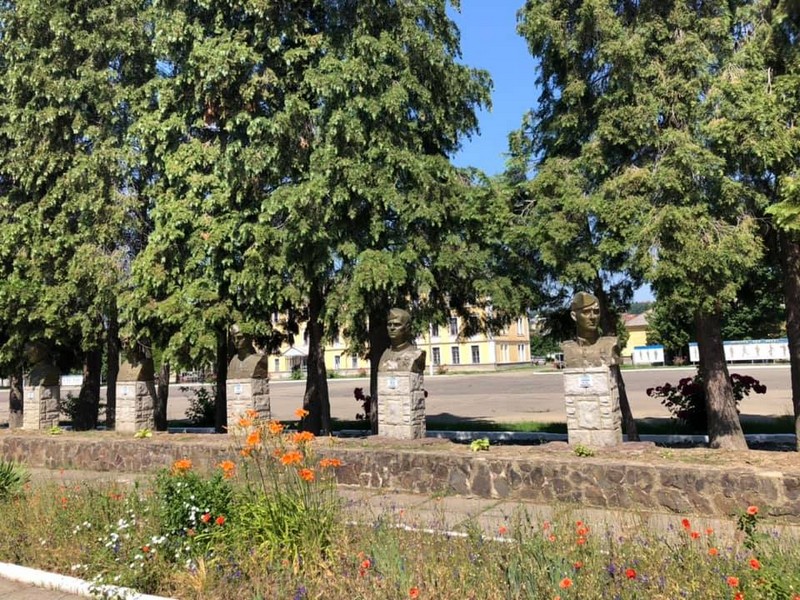 В Ужгороді збудують меморіальний комплекс у пам’ять про загиблих захисників України В Ужгороді збудують меморіальний комплекс у пам’ять про загиблих захисників України