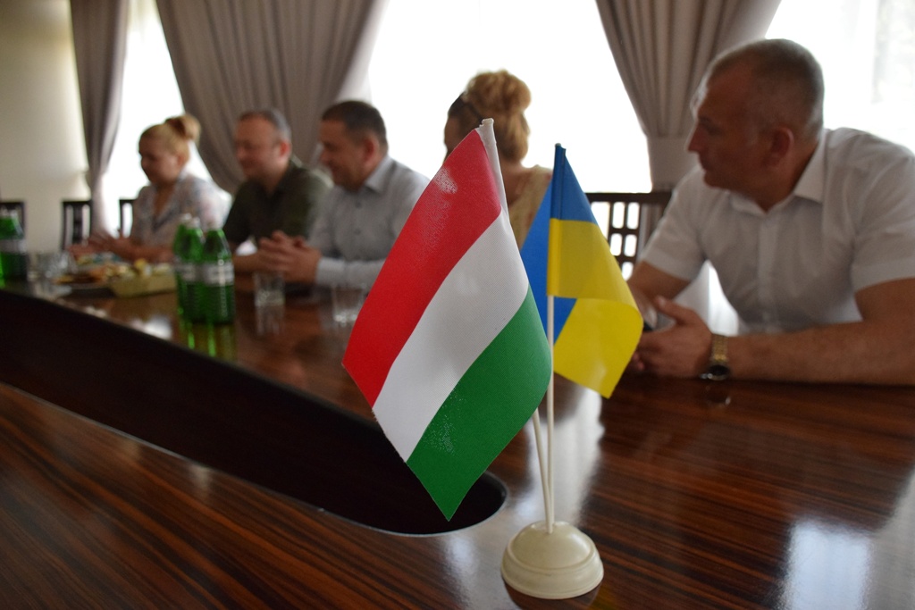 Діти закарпатських прикордонників поїдуть в Угорщину на відпочинок Діти прикордонників відпочиватимуть в Угорщині