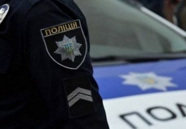 Патрульні оприлюднили відео злочину, який чоловік скоїв за 60 секунд Патрульні оприлюднили відео злочину, який чоловік скоїв в Ужгороді за 60 секунд