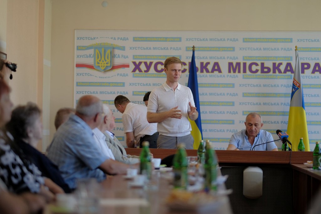 Валерій Лунченко балотуватиметься у ВР по мажоритарному округу із центром у Хусті ЦВК зареєструвала Валерія Лунченка кандидатом у депутати на ОВО №71