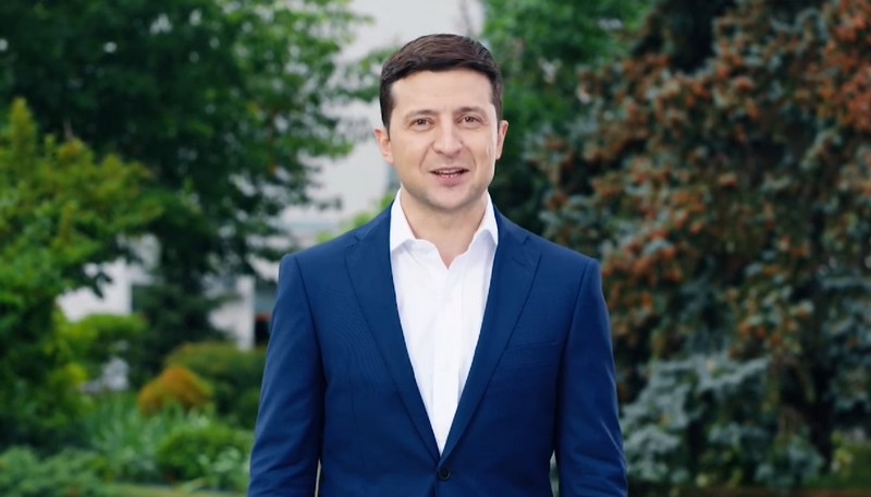 Сьогодні Володимир Зеленський запустив незвичний флешмоб У День Конституції України Володимир Зеленський запустив незвичний флешмоб