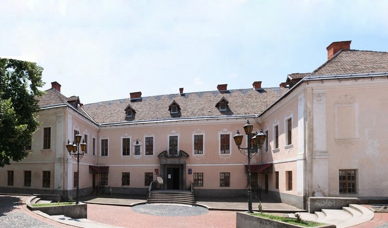Сьогодні у Мукачеві відбудеться концерт, приурочений Дню Конституції Сьогодні у Мукачеві відбудеться концерт, приурочений Дню Конституції