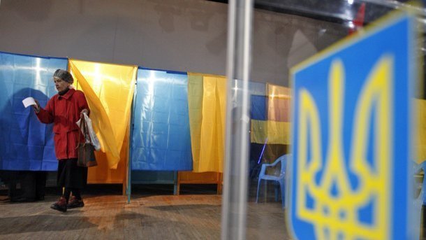 Команда Зеленського допускає можливість проведення дострокових місцевих виборів Команда Зеленського допускає можливість проведення дострокових місцевих виборів