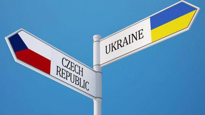 Важливо для заробітчан: Чехія запровадила нові правила для власників робочих карт Важливо для заробітчан: Чехія запровадила нові правила для власників робочих карт
