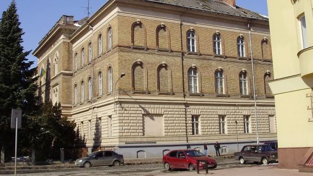 Хлопця поранили ножем під час прогулянки: усі подробиці вечірнього інциденту Хлопця поранили ножем під час прогулянки: усі подробиці вечірнього інциденту