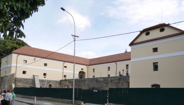 Закарпатців запрошують на солодкий фестиваль Закарпатців запрошують на солодкий фестиваль