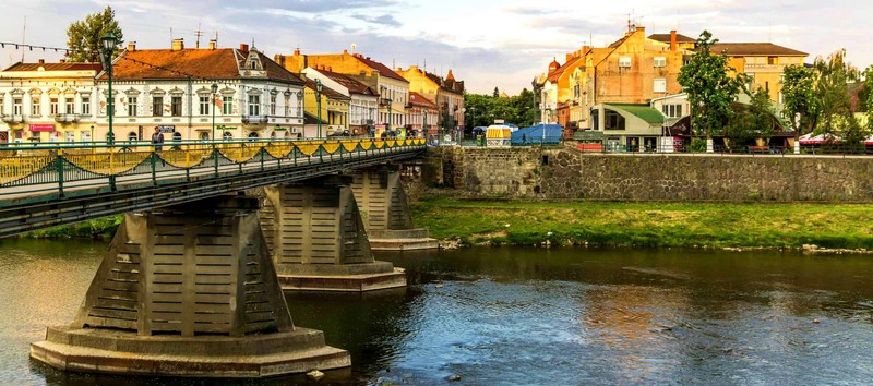 В Ужгороді затримали чоловіка, який перебував у розшуку В Ужгороді затримали чоловіка, який перебував у розшуку