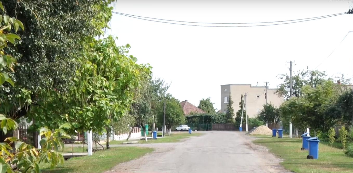 Жителі одного з сіл раптово залишились без транспортного сполучення з містом Жителі одного з сіл раптово залишились без транспортного сполучення з містом