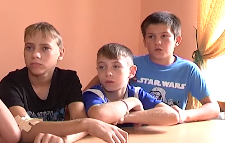 Діти розповіли про тортури, які їм довелося пережити у притулку Діти розповіли про тортури, які їм довелося пережити у притулку