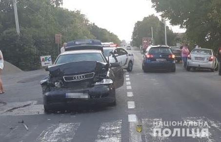У Невицькому, що на Ужгородщині, сталась жахлива ДТП: загинула жінка У Невицькому, що на Ужгородщині, сталась жахлива ДТП: загинула жінка