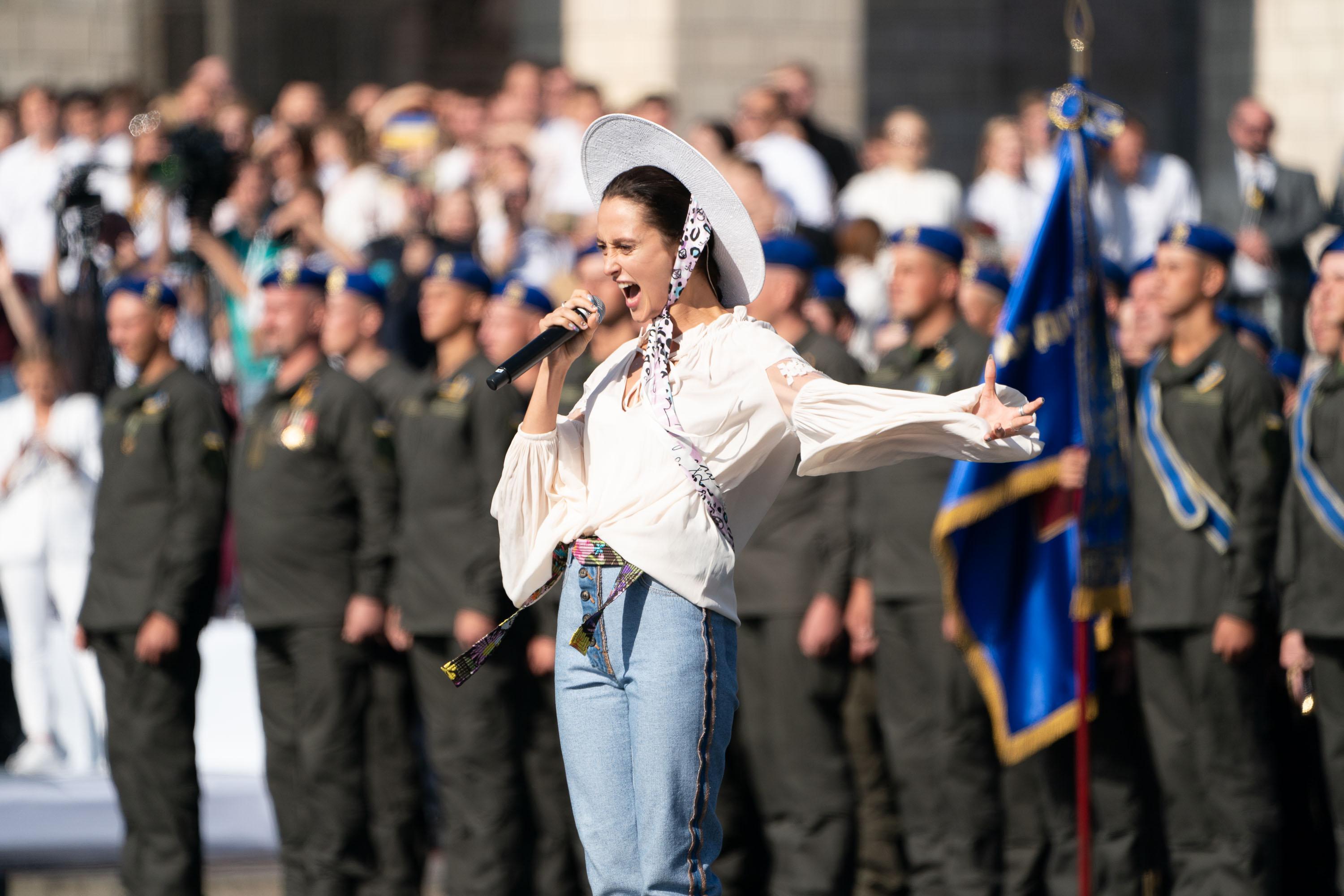 Аліні Паш, яка співала на урочистостях Зеленського до Дня Незалежності, пригадали поїздку в Москву