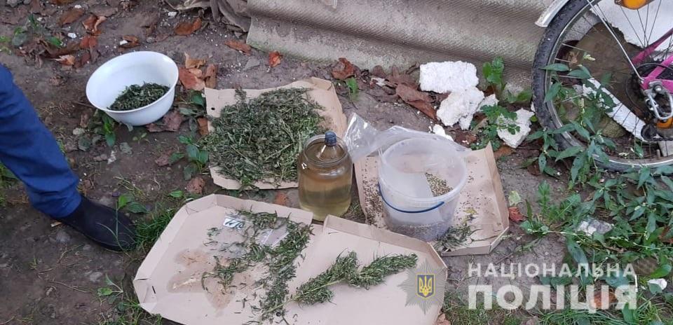 Під час обшуку в жительки Сваляви виявили 100 грам марихуани Під час обшуку в жительки Сваляви виявили 100 грам марихуани
