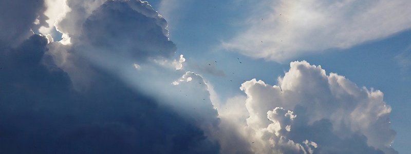 Закарпатців попереджають про грози Закарпатців попереджають про грози