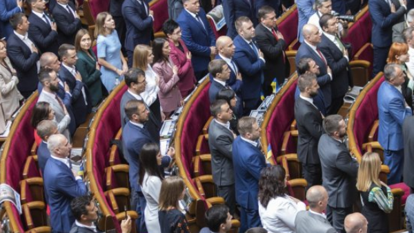 Депутати проголосували за законопроект про імпічмент президента Депутати проголосували за законопроект про імпічмент президента