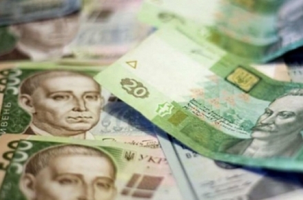 В Україні планують декілька етапів підвищення пенсій В Україні планують декілька етапів підвищення пенсій