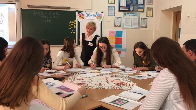 Валерій Лунченко привітав освітян з Днем учителя Валерій Лунченко привітав освітян з Днем учителя
