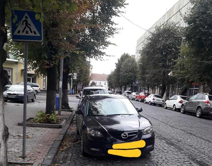 Вчора у Мукачеві оштрафували кілька десятків порушників ПДР Вчора у Мукачеві оштрафували кілька десятків порушників ПДР