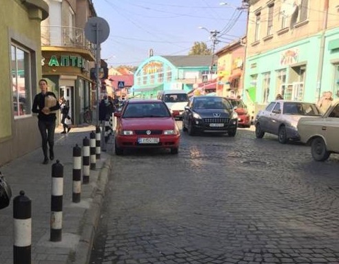 У центральній частині Мукачева скоїли зухвалий грабіж У центральній частині Мукачева скоїли зухвалий грабіж