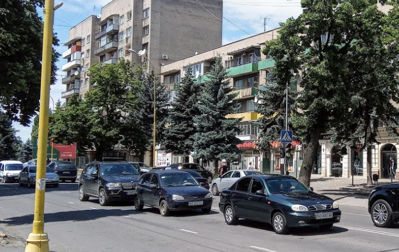 У зв’язку з проведенням ярмарку в Ужгороді на кілька днів перекриють рух на одній із вулиць У зв’язку з проведенням ярмарку в Ужгороді на кілька днів перекриють рух на одній із вулиць