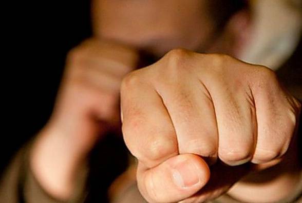 Закарпатець жорстоко побив односельця Закарпатець жорстоко побив односельця