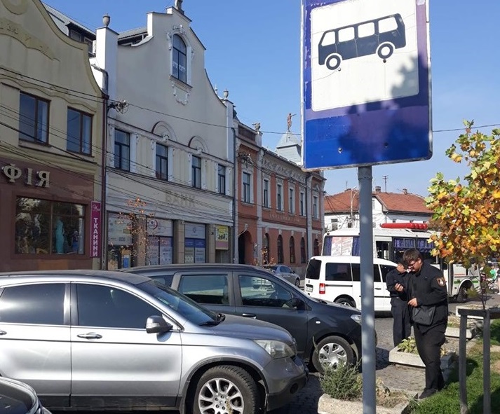 У Мукачеві все частіше порушують правила паркування У Мукачеві все частіше порушують правила паркування