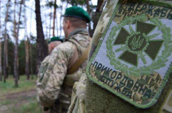 На Закарпатті прикордонника за дідівщину та намагання втекти із військової частини покарано 2 роками дисбату На Закарпатті прикордонника за дідівщину та намагання втекти із військової частини покарано 2 роками дисбату
