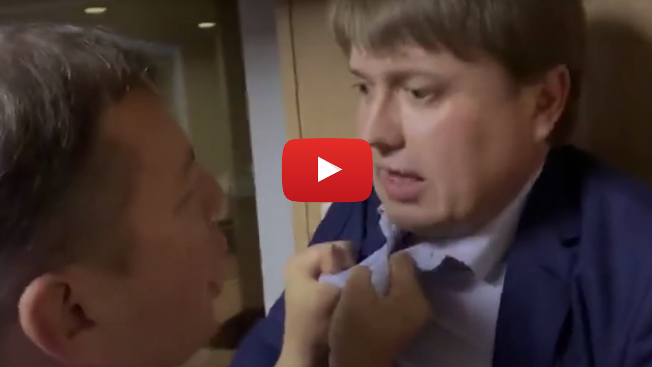 Мережа "гудить" через бійку двох політиків: оприлюднено відео сутички Відео бійки Олега Ляшка та Андрія Геруса